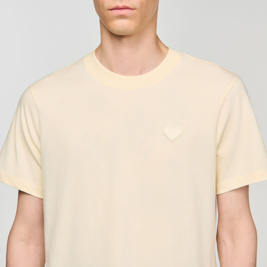 T-shirt à patch cœur